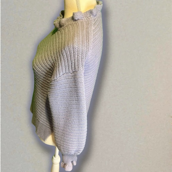 Madewell ‘Ruffle Neck Pullover Sweater’ in Cotton Merino Wool in Dusk Periwinkle - Picture 9 of 16